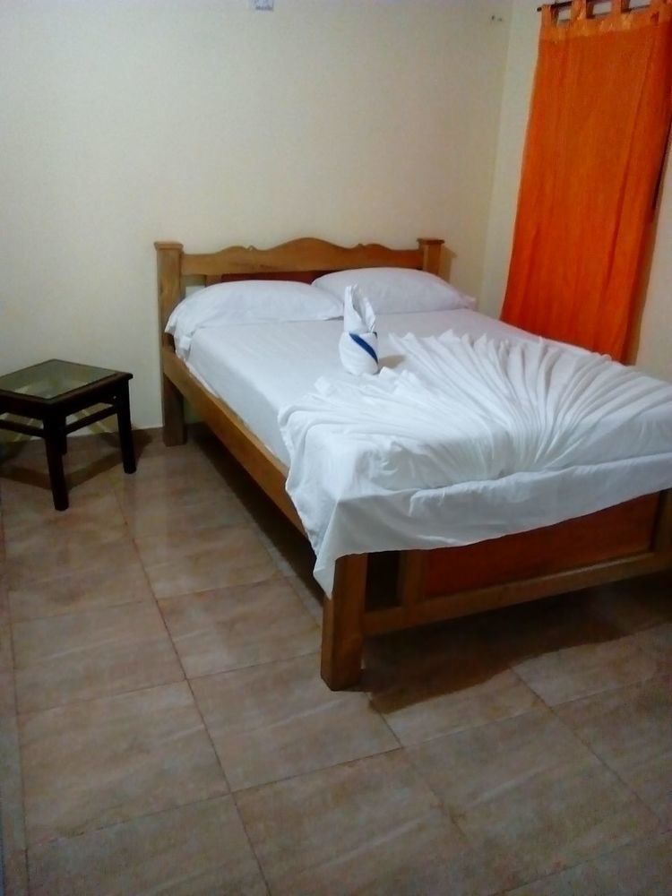 Hotel Isla Manga Home Картахена Экстерьер фото