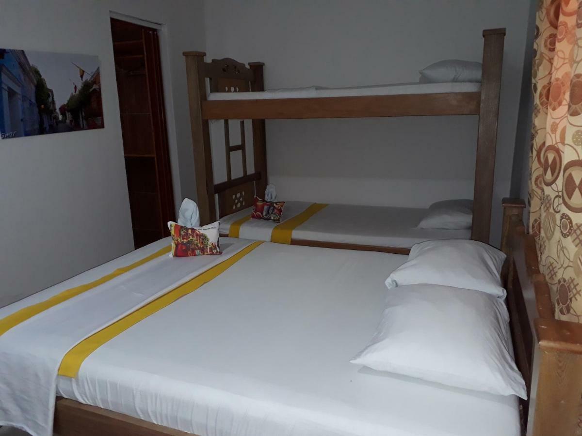 Hotel Isla Manga Home Картахена Экстерьер фото